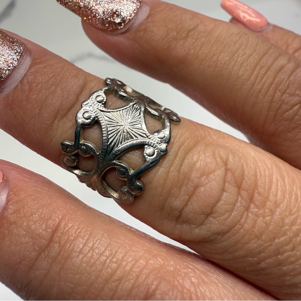 Vintage Silver Tone Adjustable Statement Ring Size 5–7 Victorian Style Starburst